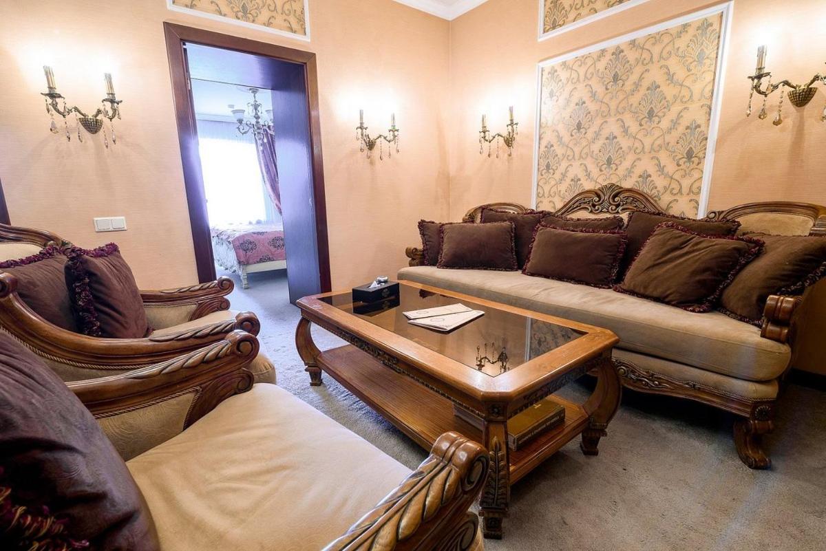 Vintage Boutique Hotel Astana Eksteriør bilde