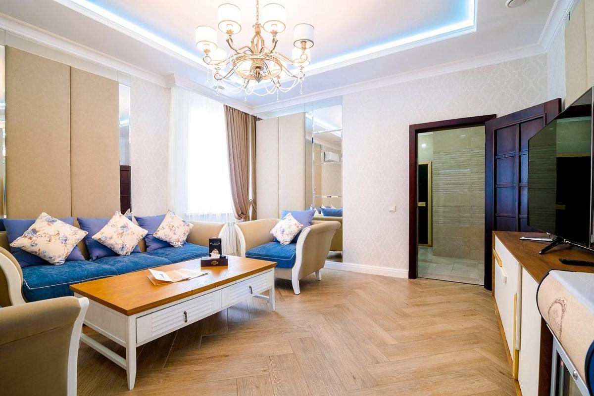Vintage Boutique Hotel Astana Eksteriør bilde