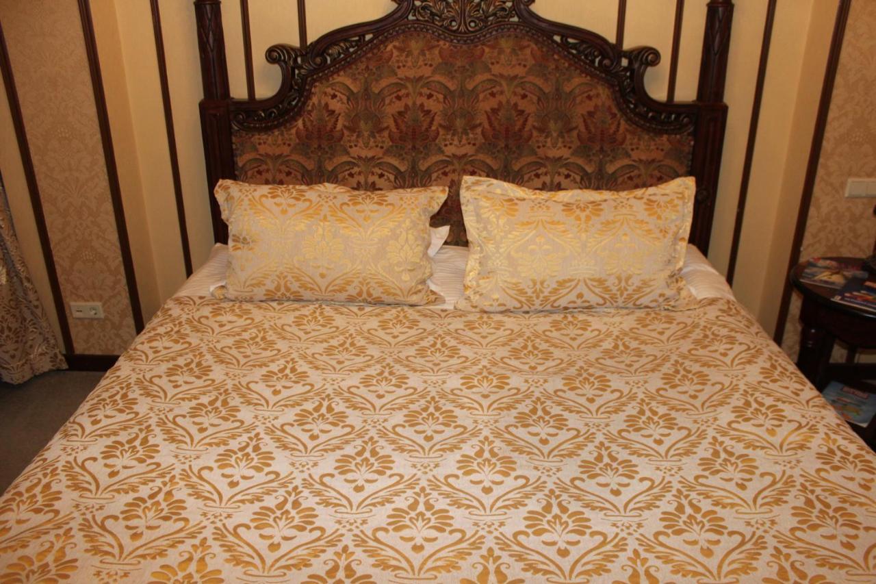Vintage Boutique Hotel Astana Eksteriør bilde